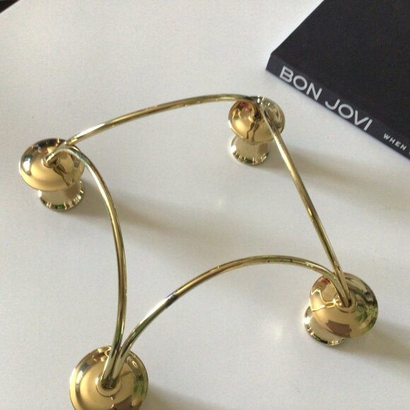 Brass 4-Arm Candelabra Candle Holder Vintage Decorative Piece For Home Or Event - Picture 7 of 9